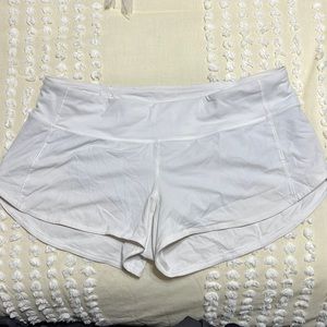 Lululemon size 8 shorts white